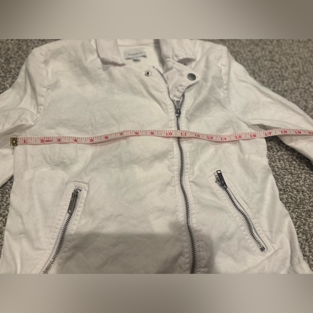 Evereve White Utility Jacket - Picture 10 of 11